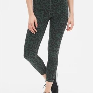 126 DKNY Dark Green Animal Print Leggings